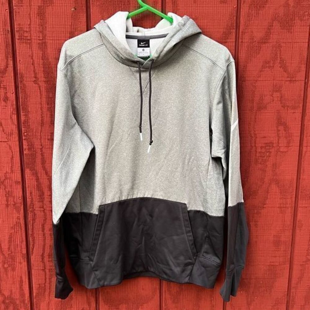 Nike Men's Therma-Fit Pullover Hoodie Five White‎ Stars Graphic Gray Medium